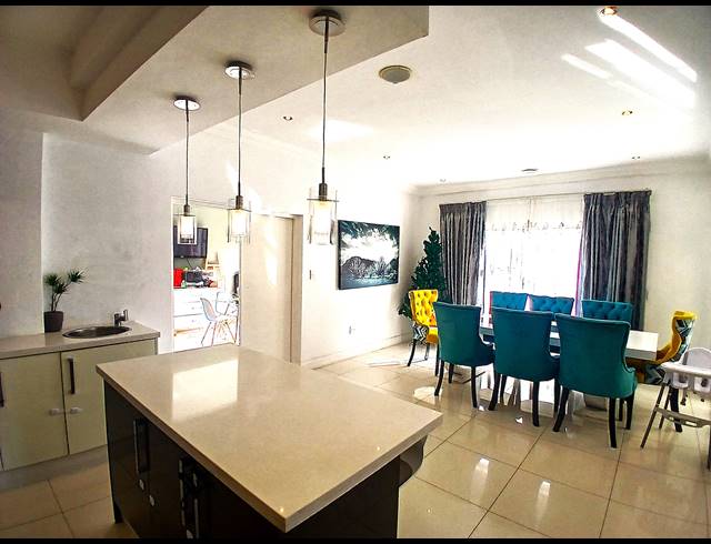 3 BEDROOM FREESTANDING FOR SALE IN BLUE VALLEY GOLF ESTATE